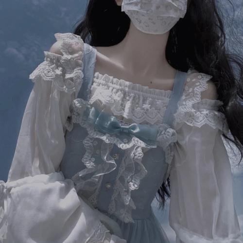 我在玄幻世界直播带货